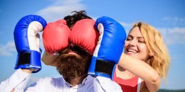 Election Drama! How to Survive Political Disagreements With Your Partner (Without Raising War Flags) Dating Tips