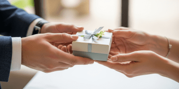 How to Court a Woman: 23 Modern Gentlemanly Ways to Win Her Heart Dating Tips
