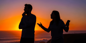 Dating a Drama Queen: 43 Signs, Causes, Pros & Cons + Expert Tips for Men Dating Tips