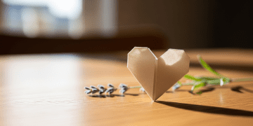 15 Small Gestures Women Always Notice to Effortlessly Win Her Heart Dating Tips