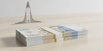 Build Your Emergency Fund in Iceland: 5 Essential Steps for 31–40 Year-Old Adults Personal Finances