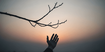 What to Do When Your Girlfriend Wants a Break: Meaning, Signs & Next Steps Dating Tips