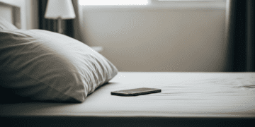 Ghosting Someone? The Ultimate Guide to Why It Happens, How to Handle It & Move On Dating Tips
